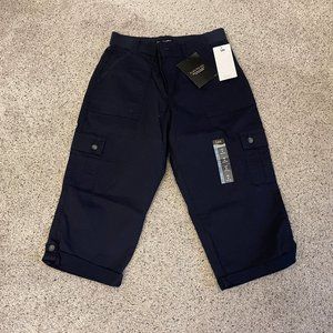 NWT Lee Woman's Flex to go Mid-Rise Relaxed Fit Cargo Capri Pant Navy Size 8